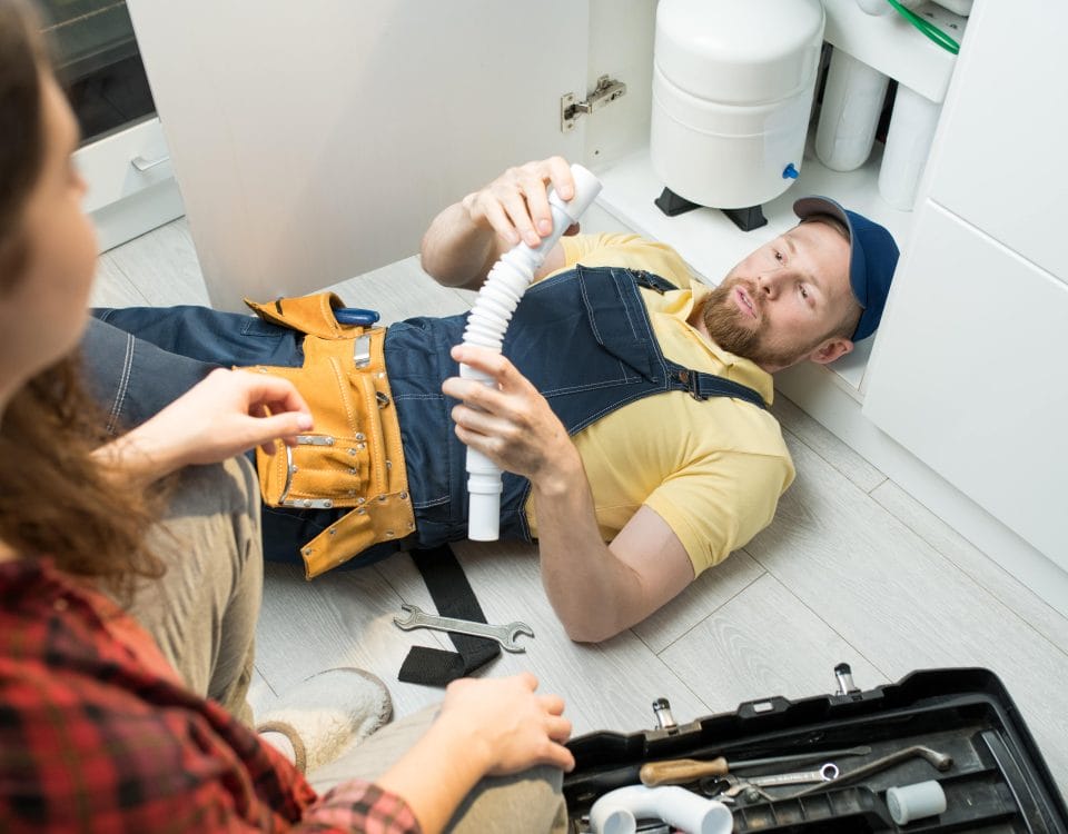 What to Do Until a Plumber Comes?